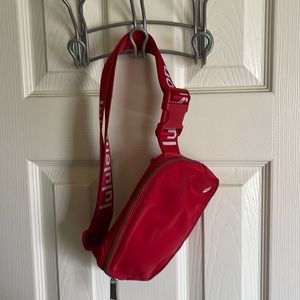 Official lululemon Everywhere Belt Bag for Staff/Employees RARE